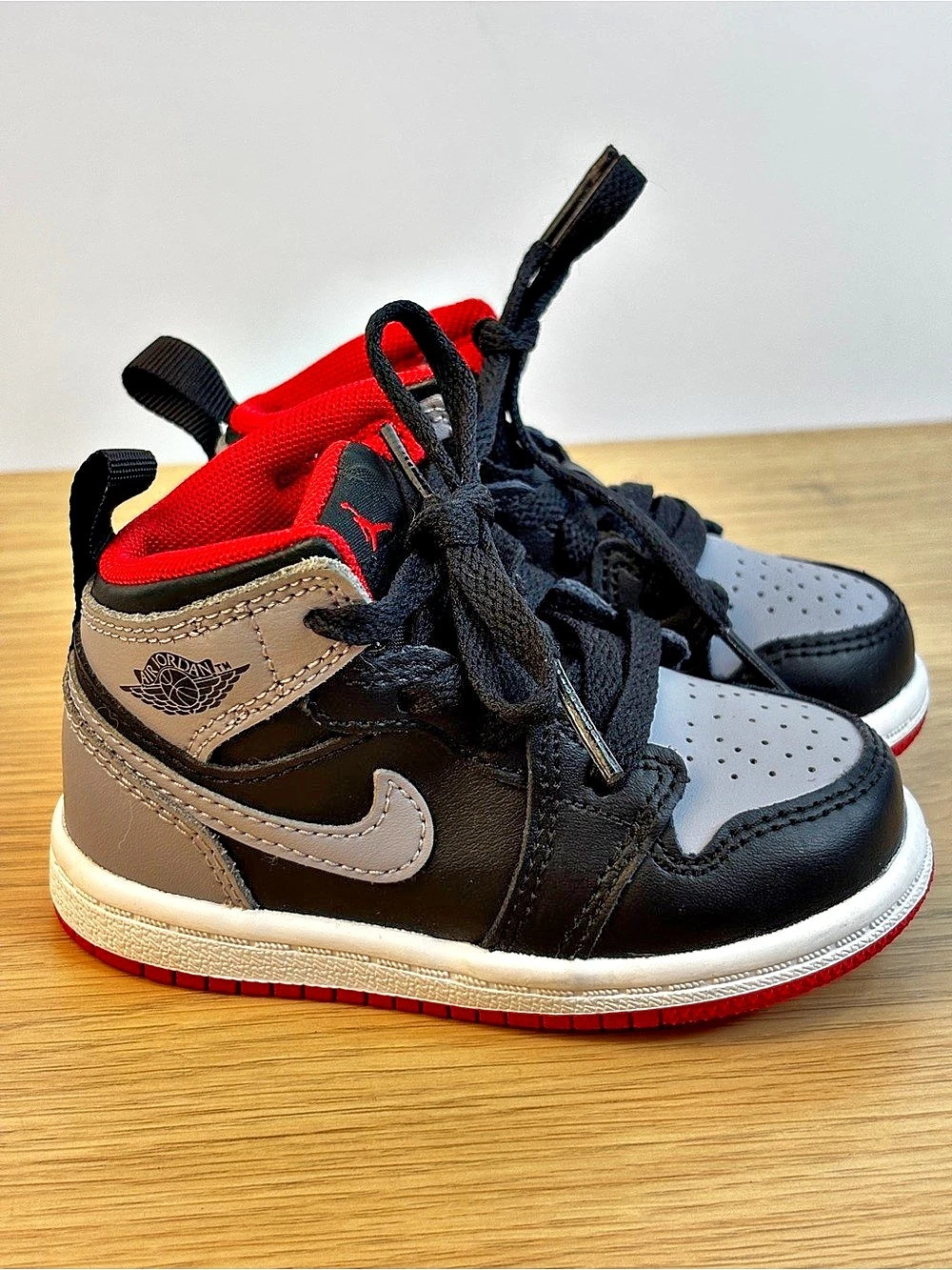 Nike Air Jordan 1 Mid Sneakers Black Red & Gray US 5C Like New